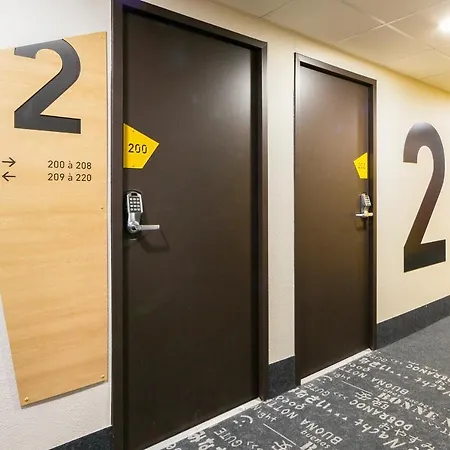 Hotel Nord 2 La Petite Arche 2*