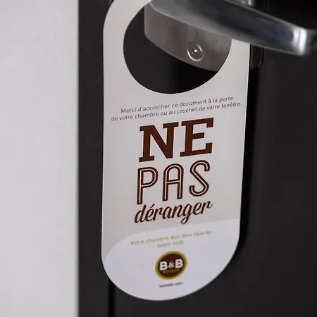 Nord 2 La Petite Arche 2* Tours