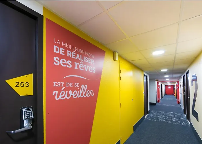 Nord 2 La Petite Arche Otel 2*